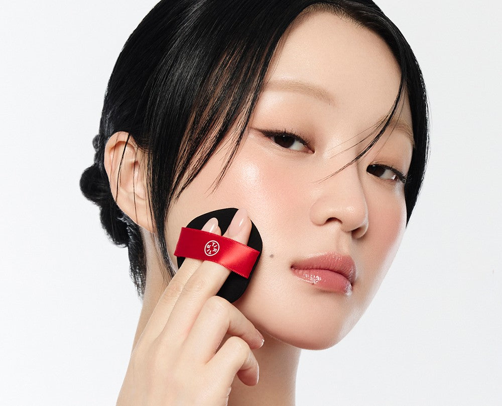 Cushion vs liquid foundation. Which one is better?