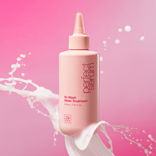 215ml spray bottle of Mise-en-scène No Wash Water Treatment for leave-in conditioning and heat protection