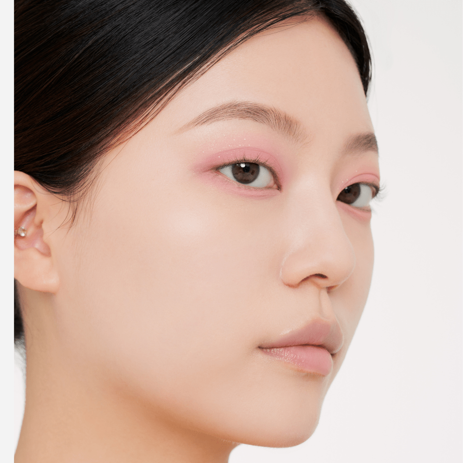 MUZIGAE MANSION twist-open eye palette with 4 neutral shadows in sculptural pot